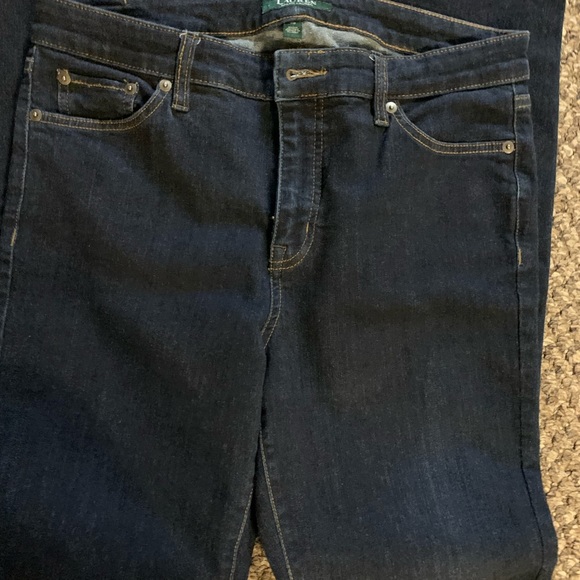 Women’s Ralph Lauren jeans! Size 10 Like new ! Worn twice - Picture 3 of 3